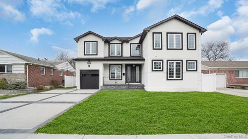 2268 Renfrew Ave, Elmont, NY, 11003-2821 | Card Image