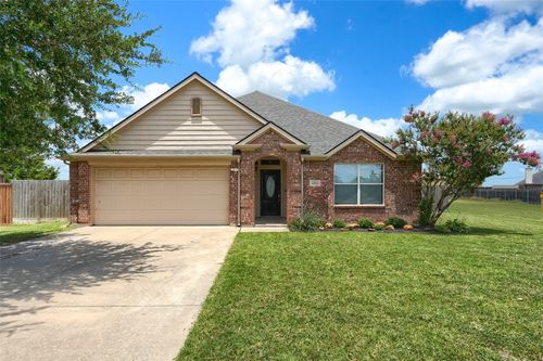 2001 Wild Turkey Dr, Midlothian, TX, 76065-9448 | Card Image