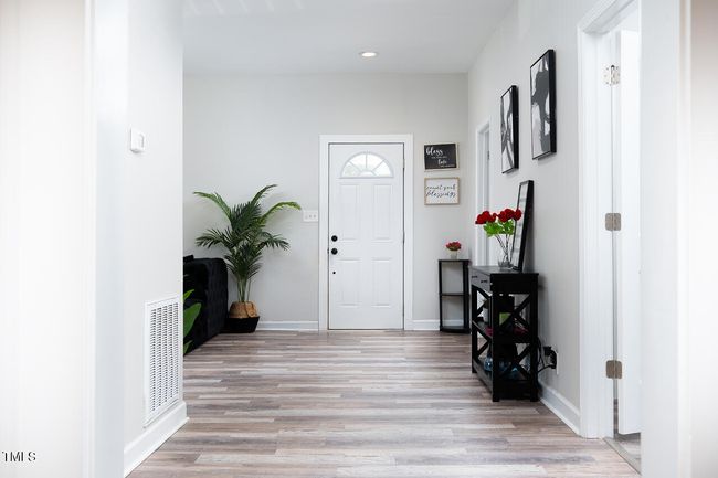 323 5th St_13 | Image 14