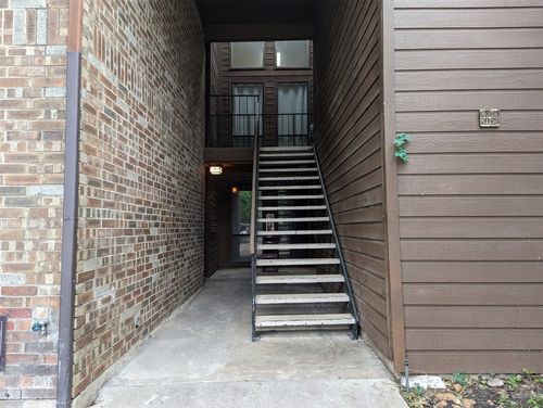 apt-59-7522 Holly Hill Dr, Dallas, TX, 75231-4513 | Card Image