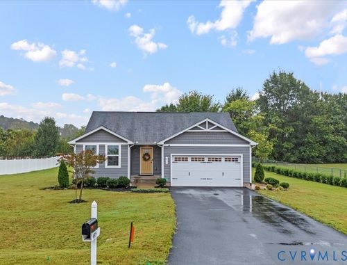 4915 Gerald Dr, North Dinwiddie, VA, 23803-8721 | Card Image