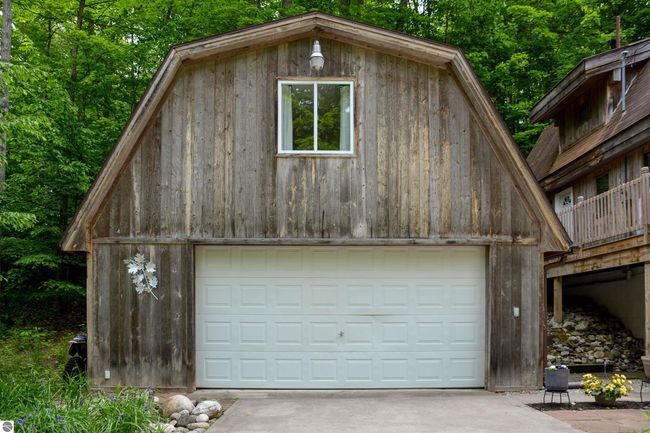 2481 S Schomberg Rd, House other with 3 bedrooms, 2 bathrooms and null parking in Lake Leelanau MI | Image 53