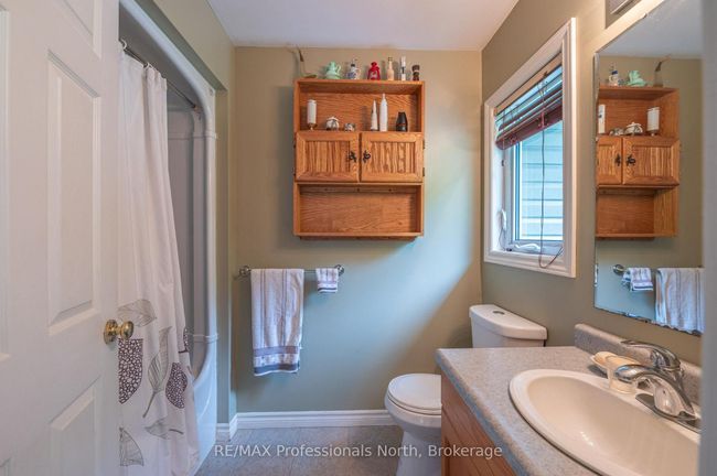 1075 Comak Cres, House other with 4 bedrooms, 4 bathrooms and 6 parking in Algonquin Highlands ON | Image 16