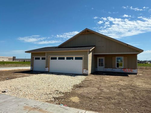 9233 Melissa Ave, Bel Aire, KS, 67226 | Card Image