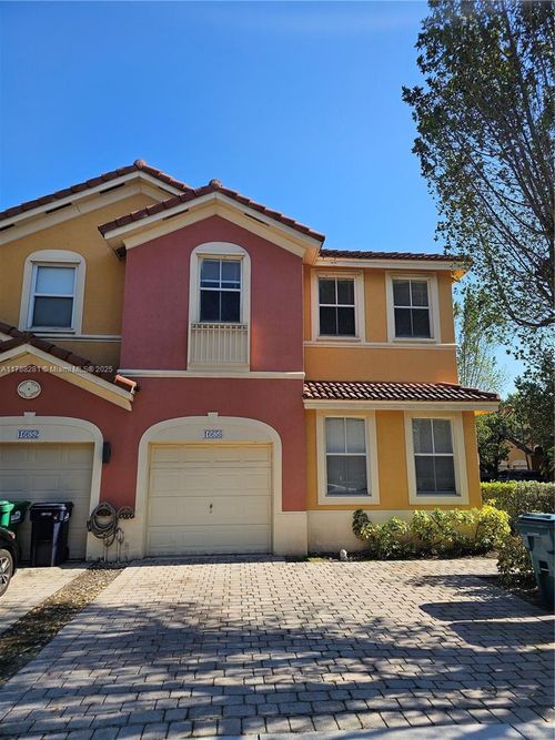0-16658 Sw 79th Ter, Miami, FL, 33193-5777 | Card Image