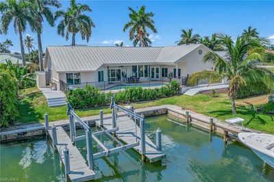 201 Windbrook Ct, House other with 3 bedrooms, 2 bathrooms and null parking in Marco Island FL | Image 1