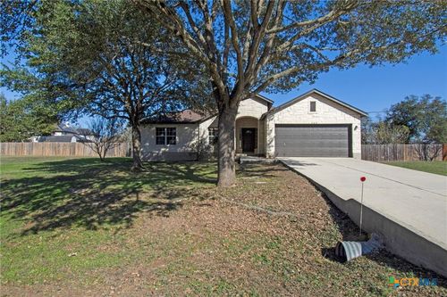 640 Bella Vista Cir, Kyle, TX, 78640-8750 | Card Image