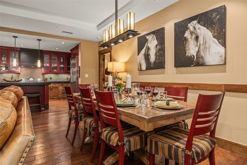 r105-2250 Apres Ski Way, Steamboat Springs, CO, 80487-9001 | Card Image