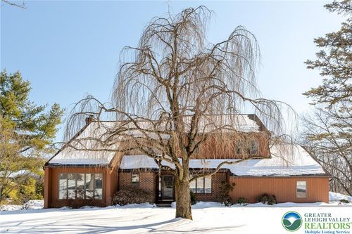 1712 Lotus Dr, Orefield, PA, 18069-9050 | Card Image