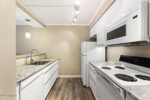 w112-3314 N 68th St, Scottsdale, AZ, 85251-6207 | Card Image