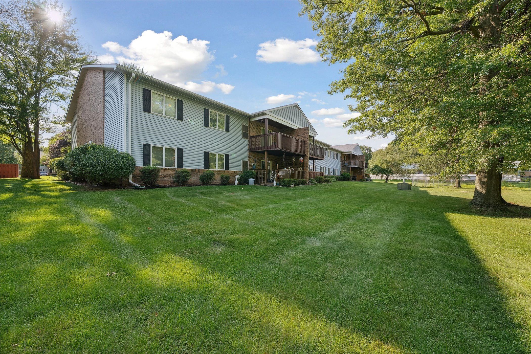 Shoemaker Dr, Westland, MI 48185
