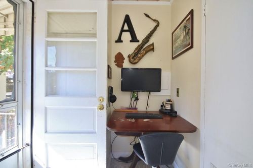 24 Nelson Ave, Ossining, NY, 10562-5717 | Card Image