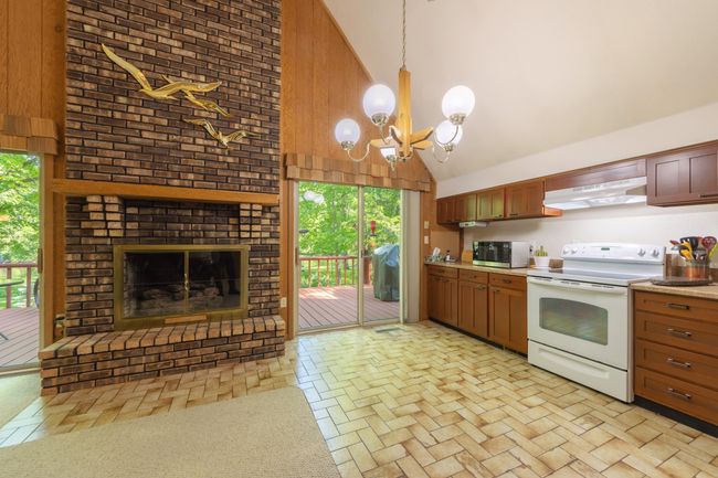 Living room and kitchen #2 | Image 8
