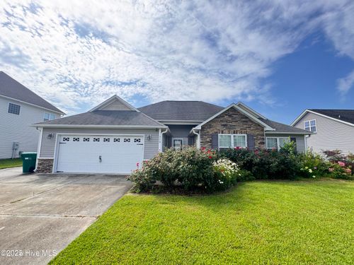 510 Louvre Ln, Jacksonville, NC, 28546-4643 | Card Image