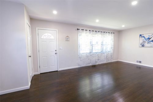 23 Cumberbach St, Wyandanch, NY, 11798-4506 | Card Image