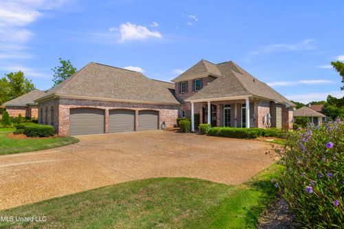 154 Belle Pointe, Madison, MS, 39110-8274 | Card Image