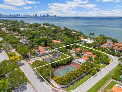 5185 N Bay Rd, House other with 7 bedrooms, 5 bathrooms and null parking in Miami Beach FL | Image 3