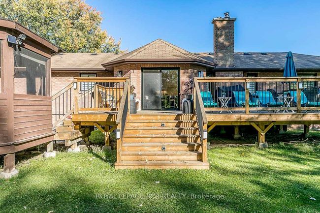 4372 10 Side Road, House other with 4 bedrooms, 4 bathrooms and 10 parking in Bradford West Gwillimbury ON | Image 35