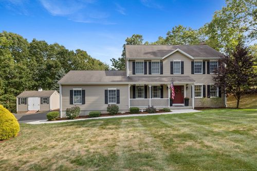 17 Ridgeview Dr, East Hampton, CT, 06424-1366 | Card Image