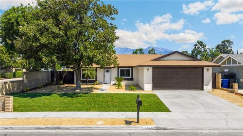 1501 E Banyan St, Ontario, CA, 91761-6305 | Card Image