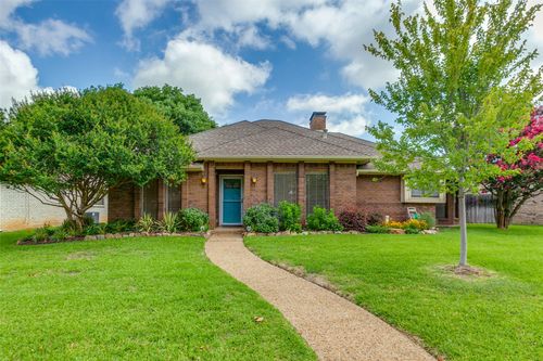 2307 Silver Holly Ln, Richardson, TX, 75082-4207 | Card Image