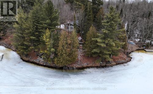 935 Limberlost Point Road, Parry Sound Remote Area (Restoule), ON, P0H2R0 | Card Image