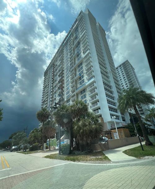 22-09-111 Briny Ave, Pompano Beach, FL, 33062-5612 | Card Image