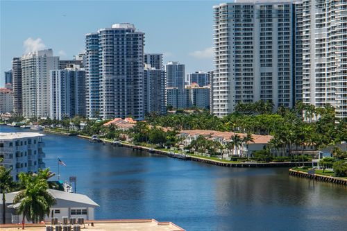 1008-2017 S Ocean Dr, Hallandale Beach, FL, 33009 | Card Image