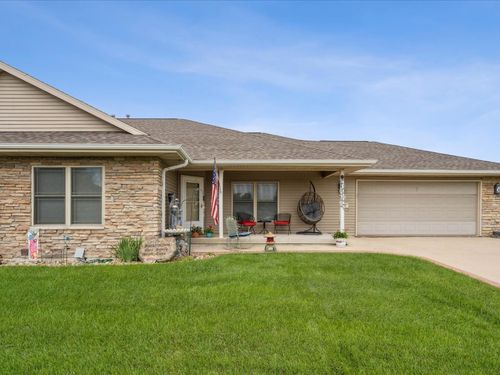 220 Golfview Ct, Shellsburg, IA, 52332-9643 | Card Image