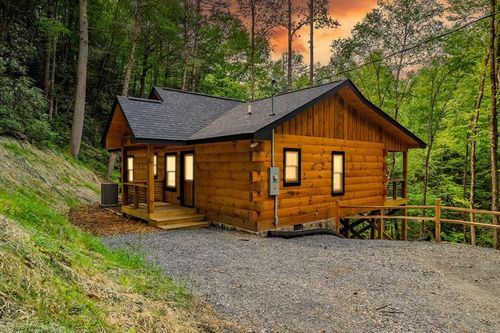 122 Laurel Creek Trl, Blue Ridge, GA, 30513 | Card Image