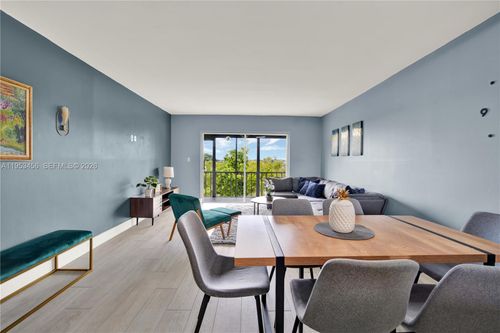 apt-414-950 Hillcrest Dr, Hollywood, FL, 33021-7882 | Card Image