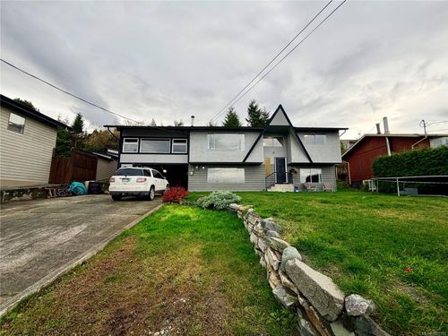 2611 Cardena Cres, Port Mcneill, BC, V0N2R0 | Card Image