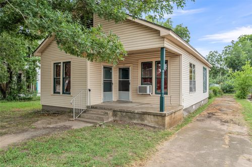 614 Main St, Teague, TX, 75860-1628 | Card Image