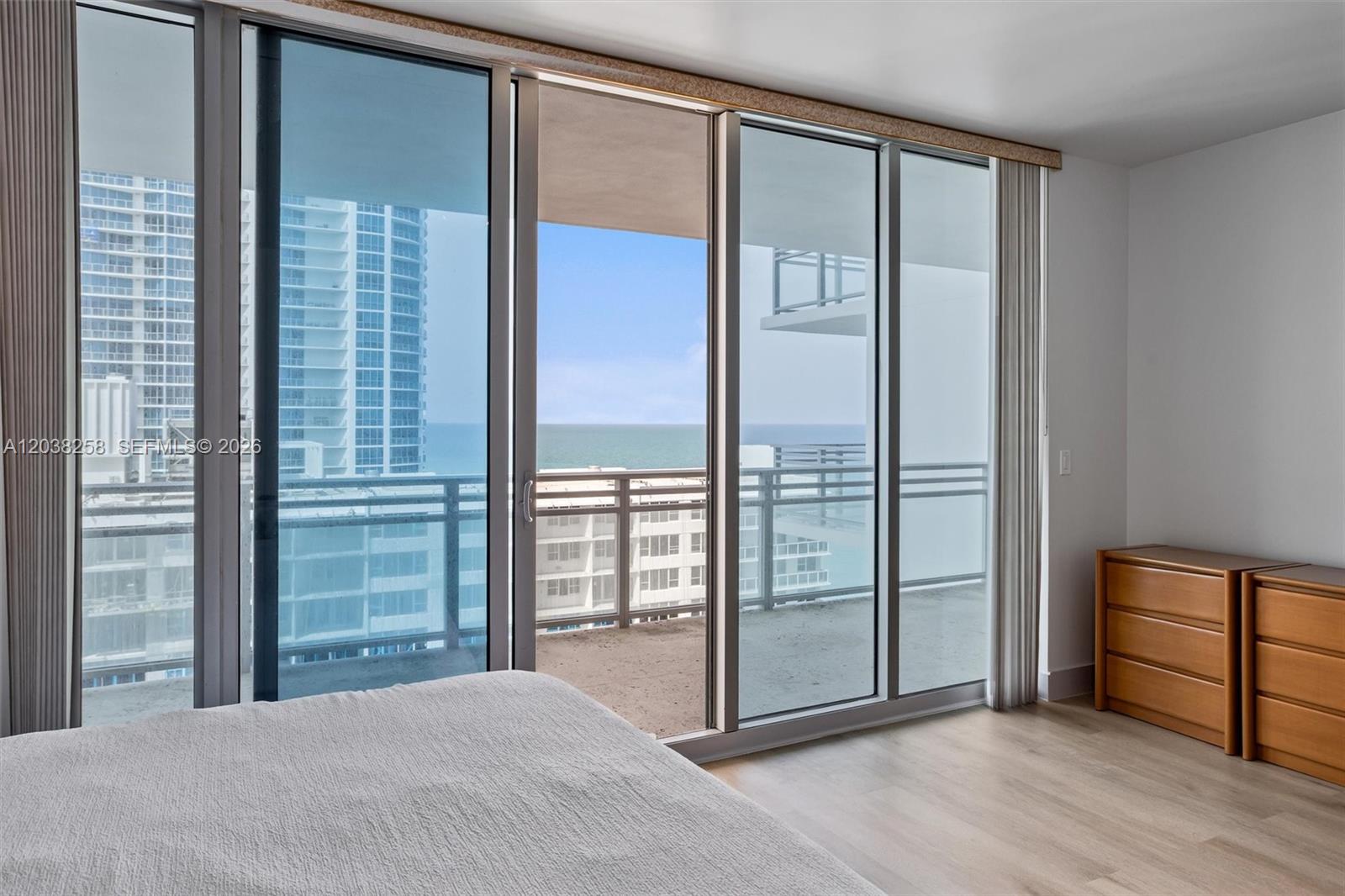 Residential in Hollywood 4