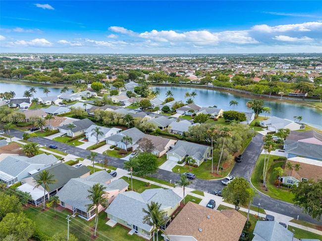 2590 Se 7 Th Pl, House other with 2 bedrooms, 2 bathrooms and null parking in HOMESTEAD FL | Image 33