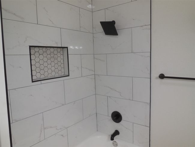 1202 W Main St, House other with 2 bedrooms, 1 bathrooms and null parking in Eastland TX | Image 9