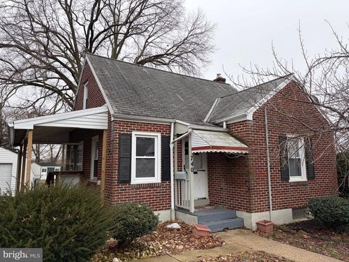 740 Columbia Ave, TEMPLE, PA, 19560-1537 | Card Image