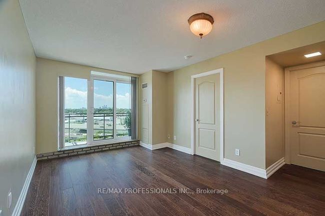 1203 - 2121 Lake Shore Blvd W, Condo with 1 bedrooms, 1 bathrooms and null parking in Etobicoke ON | Image 10