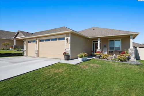 3728 S Van Buren Pl, Kennewick, WA, 99338-5087 | Card Image