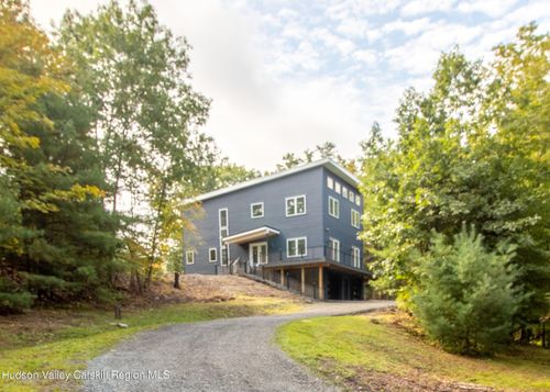 9 Iroquois Ln, Hurley, NY, 12443-6265 | Card Image
