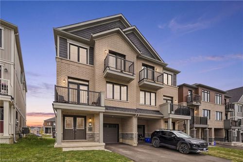 57 Norwich Cres, Caledonia, ON, N3W0J4 | Card Image