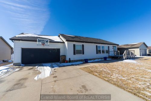 322 Buffalo Grass St, Grand Island, NE, 68803-3834 | Card Image