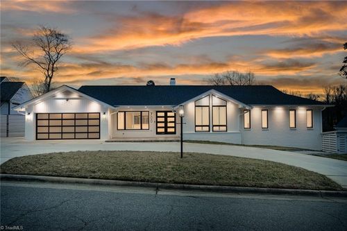 700 Waycross Dr, Greensboro, NC, 27410-6060 | Card Image