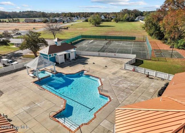 F - 100 Mercedes Ct, Condo with 3 bedrooms, 2 bathrooms and 400 parking in Grandy NC | Image 37