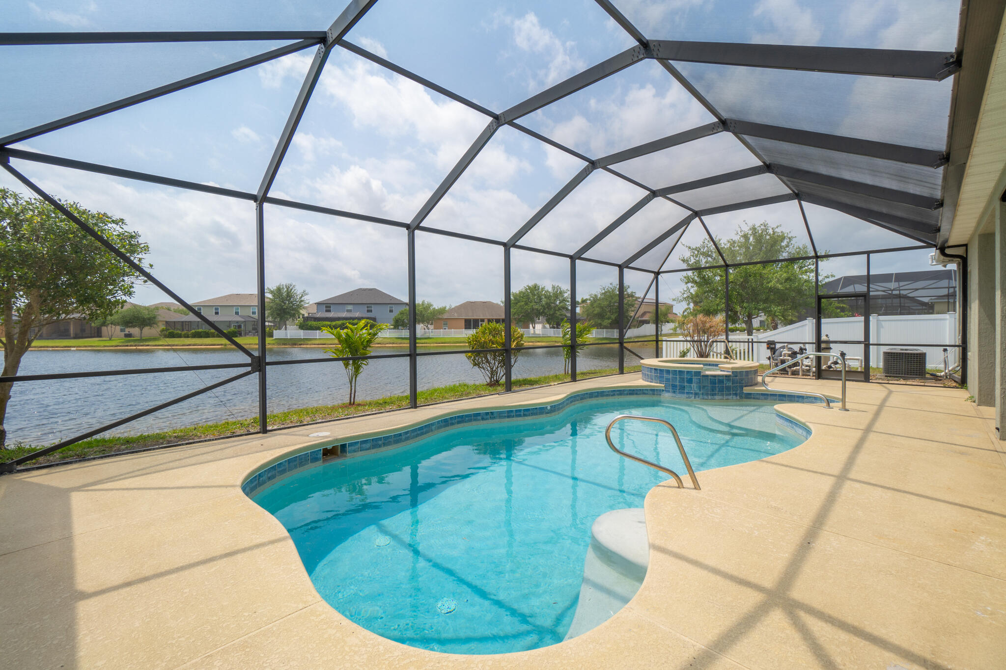 Charon Ave, Melbourne, FL 32904