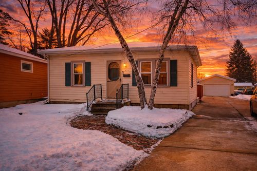 524 N College St, Batavia, IL, 60510-2118 | Card Image