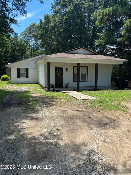 7820 Highway 4 W, Senatobia, MS, 38668-4171 | Card Image