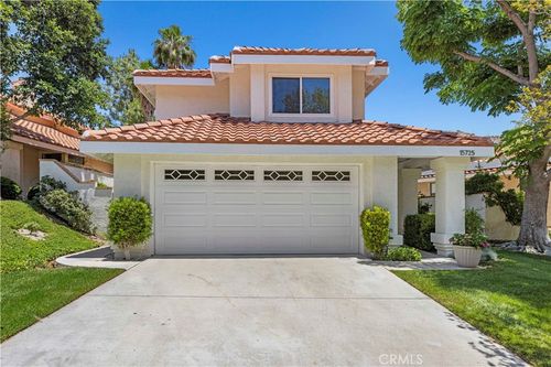15725 Kenneth Pl, Canyon Country, CA, 91387-4430 | Card Image