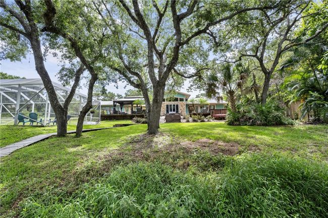 548 Cross Creek Cir, House other with 3 bedrooms, 3 bathrooms and null parking in Sebastian FL | Image 34