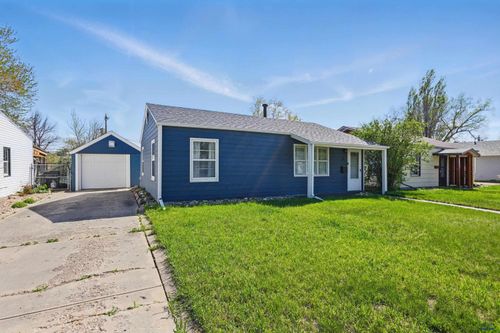 17 Saint Andrew St, Rapid City, SD, 57701-3887 | Card Image